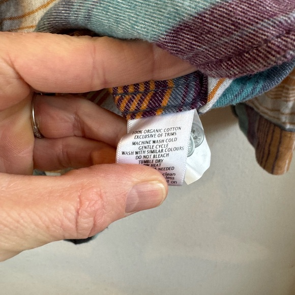 BOGO! Toad&Co ‘Lightfoot’ organic flannel shirt - Picture 7 of 7